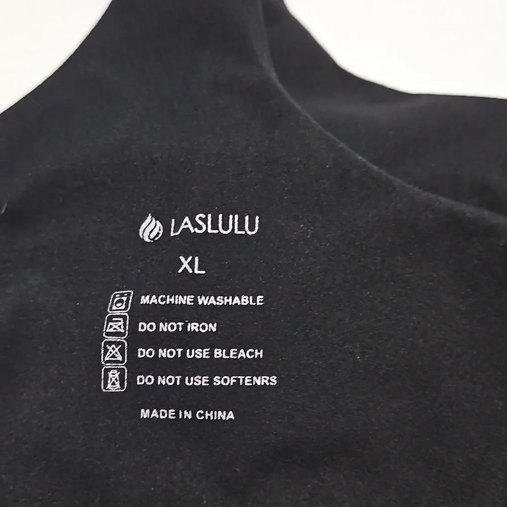 Laslulu Athletic Crop Black Sports Bra Wire Free Seamless Removable Pads Size XL